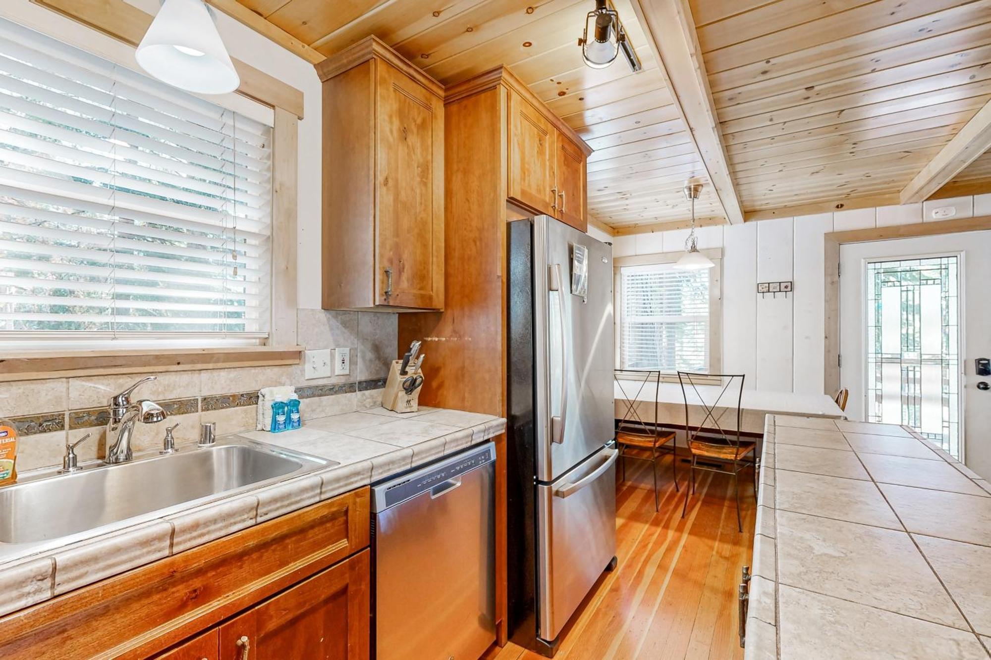 Chic Carnelian Bay Cabin Exterior foto