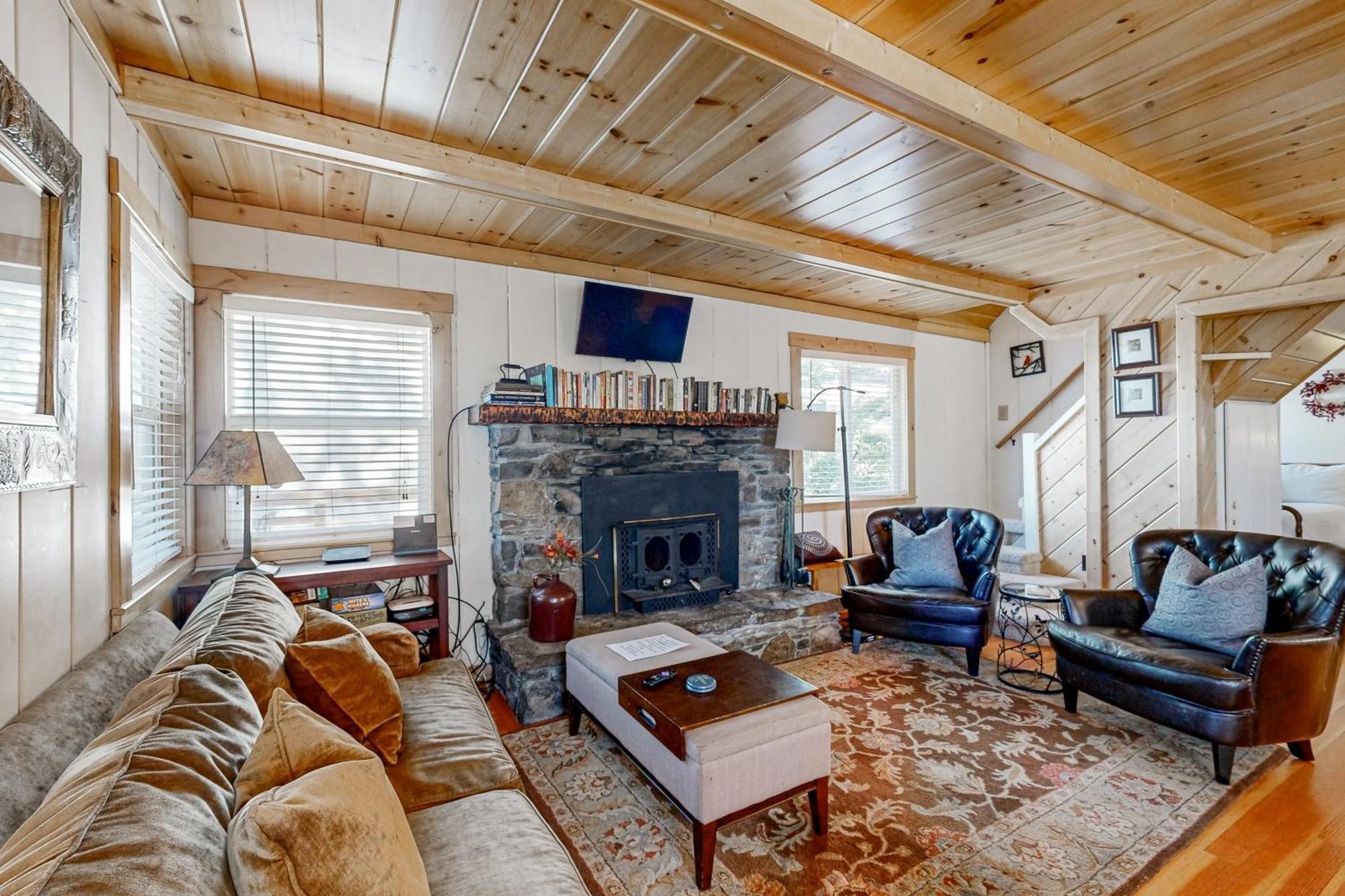 Chic Carnelian Bay Cabin Exterior foto
